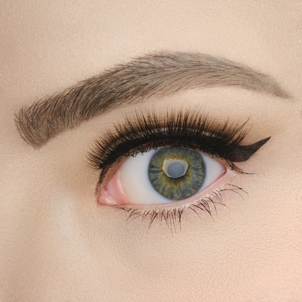Lurella Cosmetics - Dash