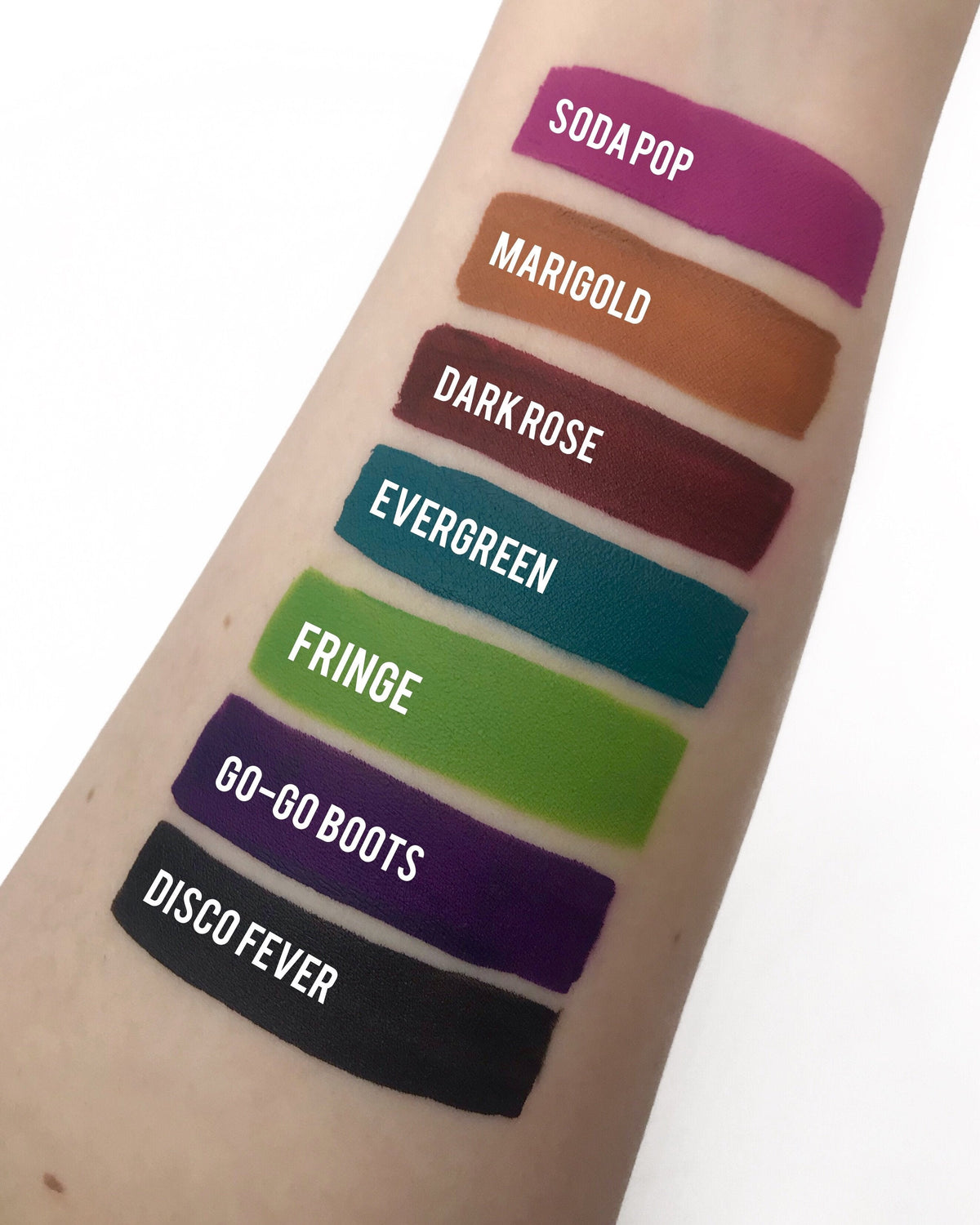 Gavissi Beauty - "DARK ROSE" SINGLE LINER PAN (MATTE)